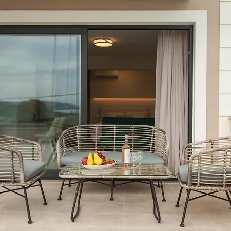Luxury Kallithea By Corfuescapes דירה *